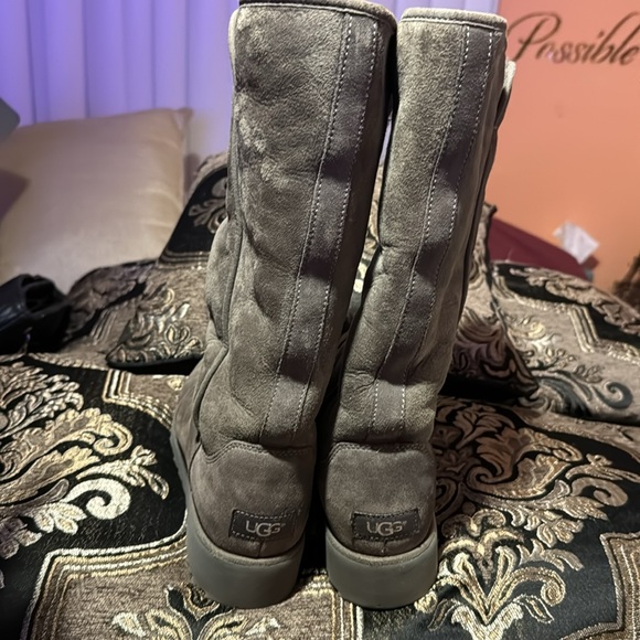 UGG Kara Women Wedge Boots Style: 1013429 Grey Size 7.5 US - Picture 4 of 10